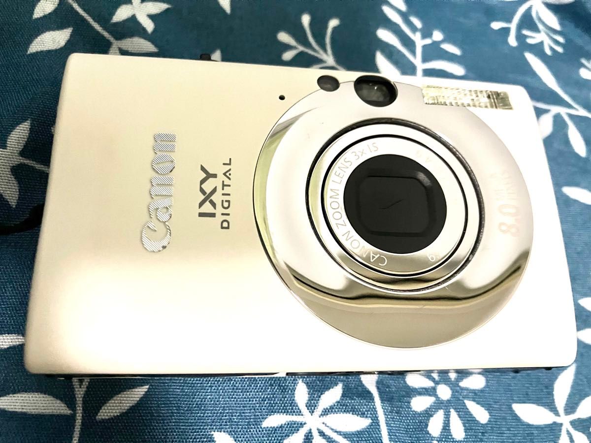 美品】IXY DIGITAL 20 IS ホワイト コンパクトデジタルカメラ 美品】IXY DIGITAL 20 IS ホワイト コンパクトデジタルカメラ