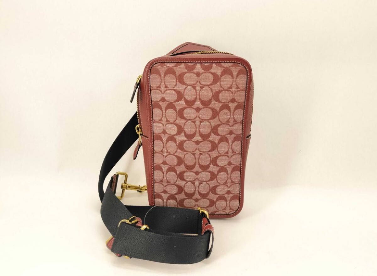 COACH コーチ ジグネチャー ショルダーバッグ ボディバッグ ユニ COACH コーチ ジグネチャー ショルダーバッグ ボディバッグ ユニ