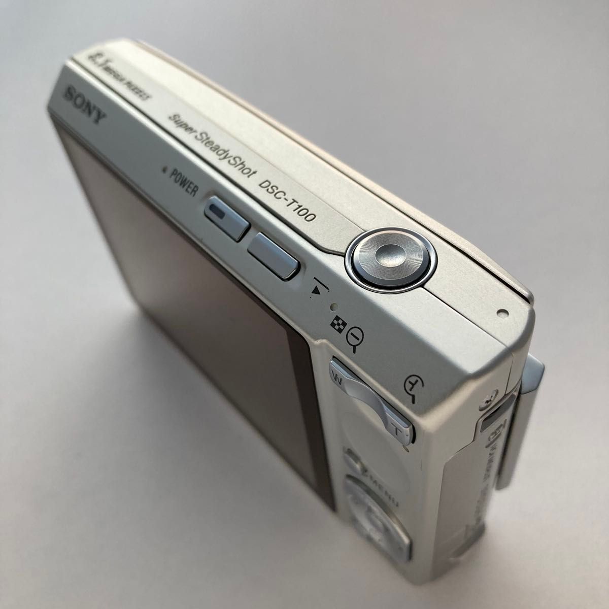 光学5倍ズーム SONY Cyber-shot DSC-T100 (S) シルバー 銀色 光学5倍ズーム SONY Cyber-shot DSC-T100 (S) シルバー 銀色