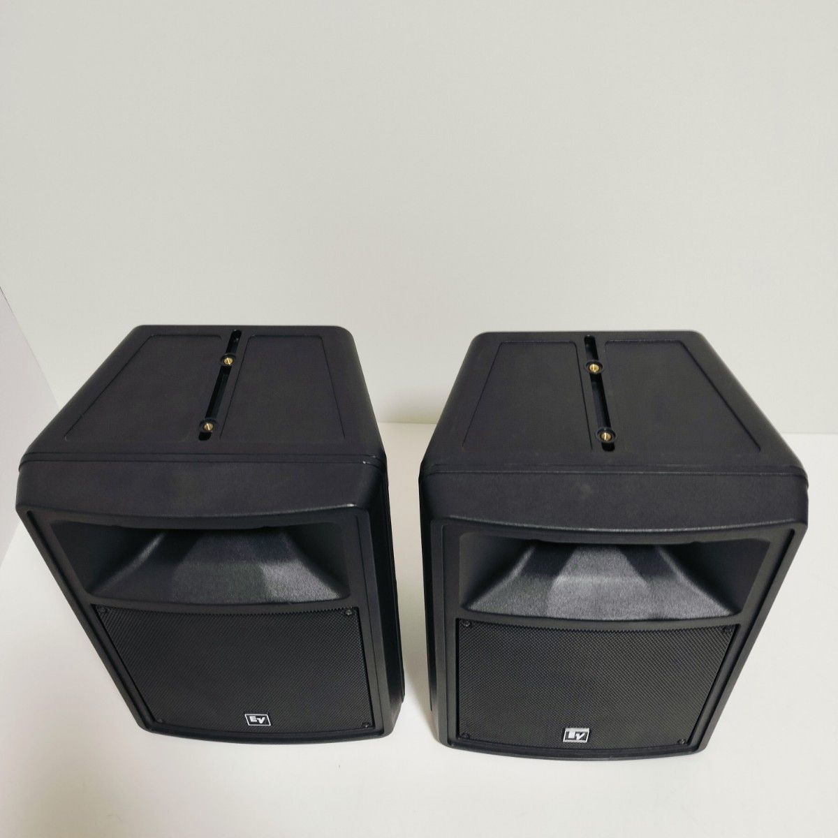 美品】Electro-Voiceエレクトロボイススピーカー EV SX80 2個 美品】Electro-Voiceエレクトロボイススピーカー EV SX80 2個