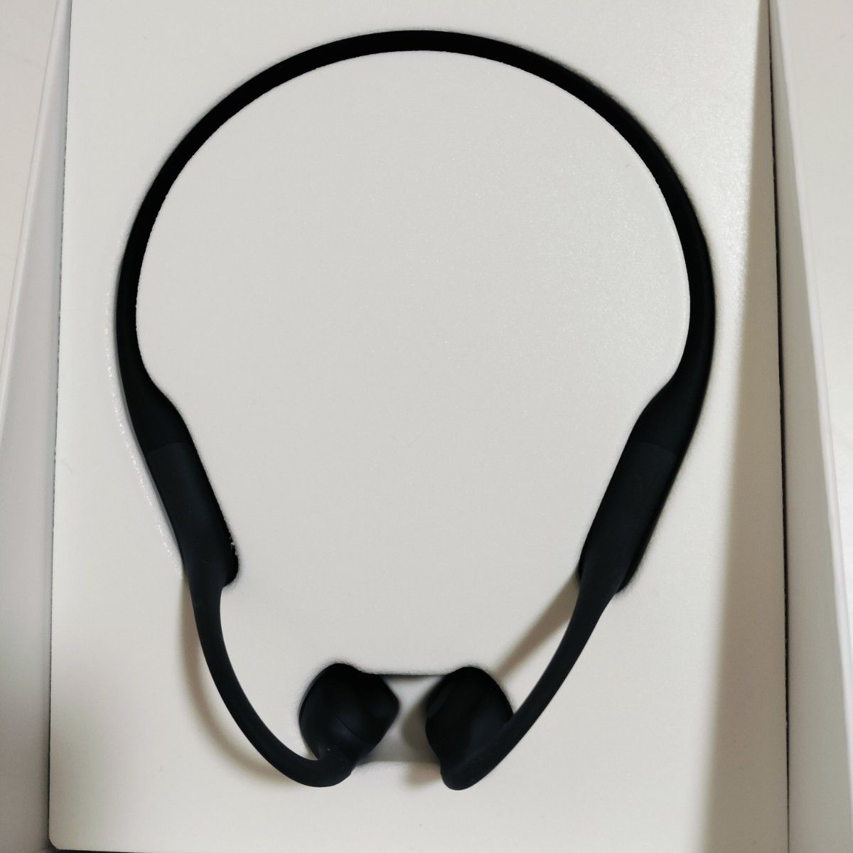 極美品】SHOKZ OPENRUN骨伝導イヤホンS803ショックスオープン 極美品】SHOKZ OPENRUN骨伝導イヤホンS803ショックスオープン