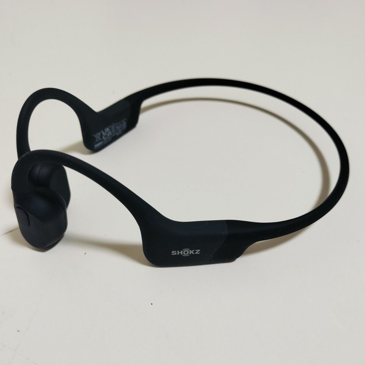 極美品】SHOKZ OPENRUN骨伝導イヤホンS803ショックスオープン 極美品】SHOKZ OPENRUN骨伝導イヤホンS803ショックスオープン