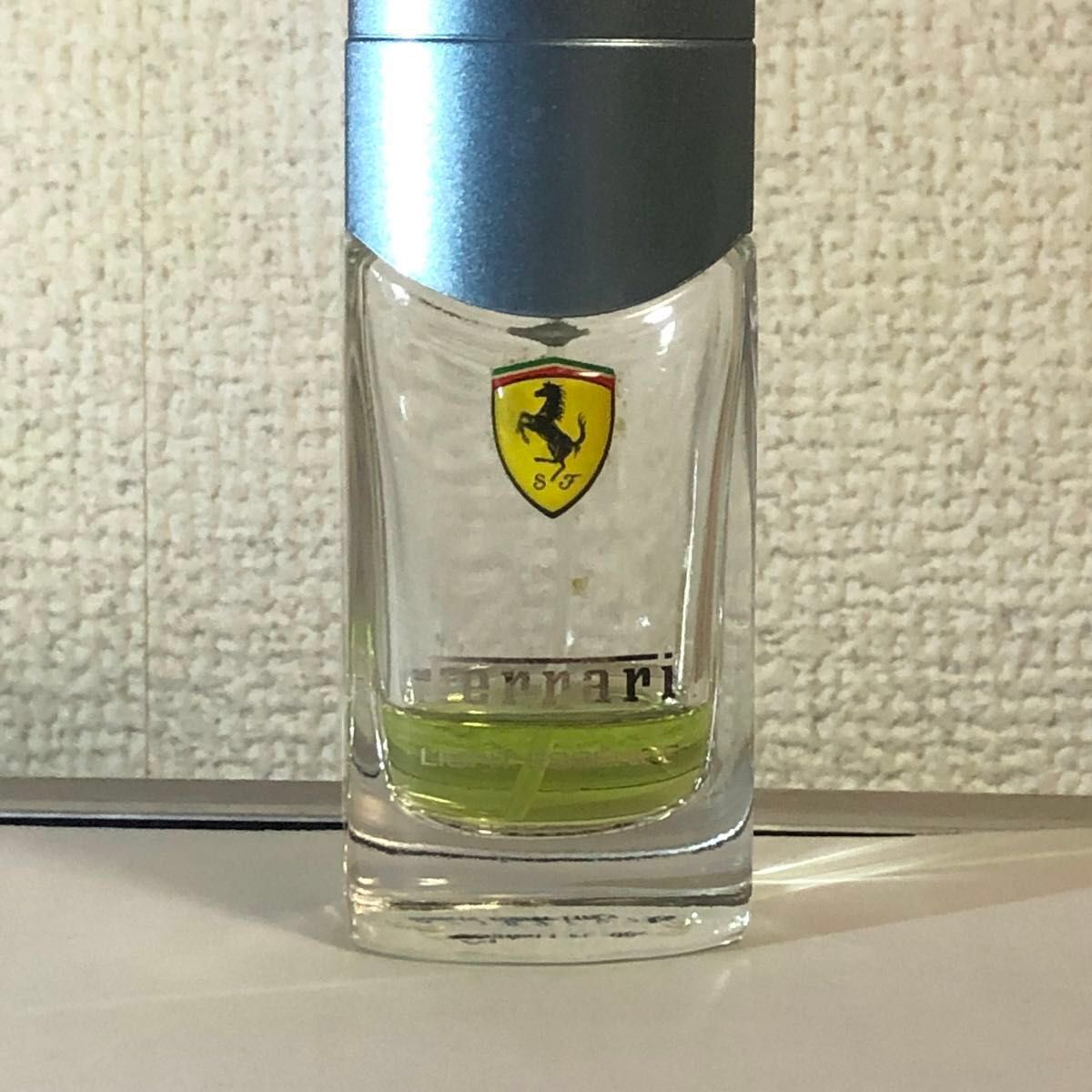 フェラーリ 香水 LIGHT ESSENCE オードトワレ ライトエッセンス フェラーリ 香水 LIGHT ESSENCE オードトワレ ライトエッセンス