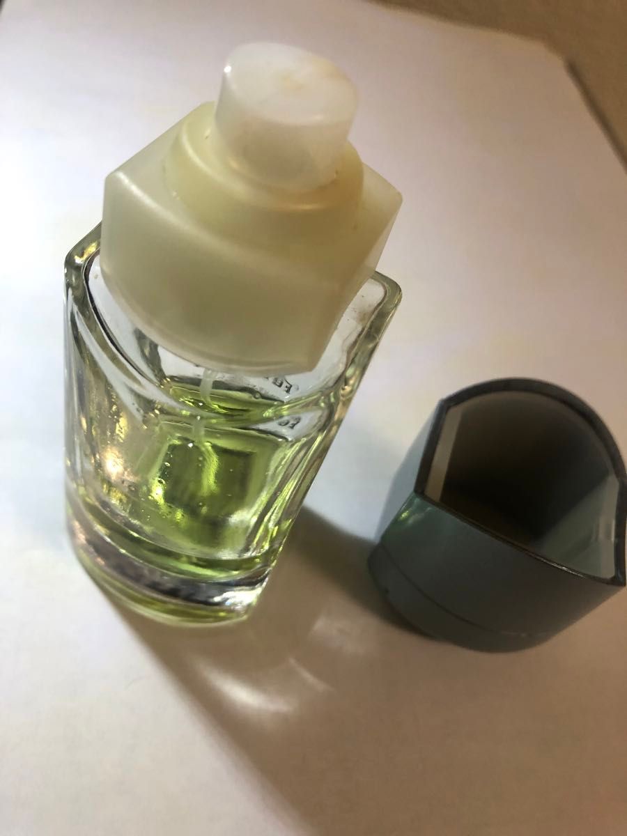 フェラーリ 香水 LIGHT ESSENCE オードトワレ ライトエッセンス フェラーリ 香水 LIGHT ESSENCE オードトワレ ライトエッセンス