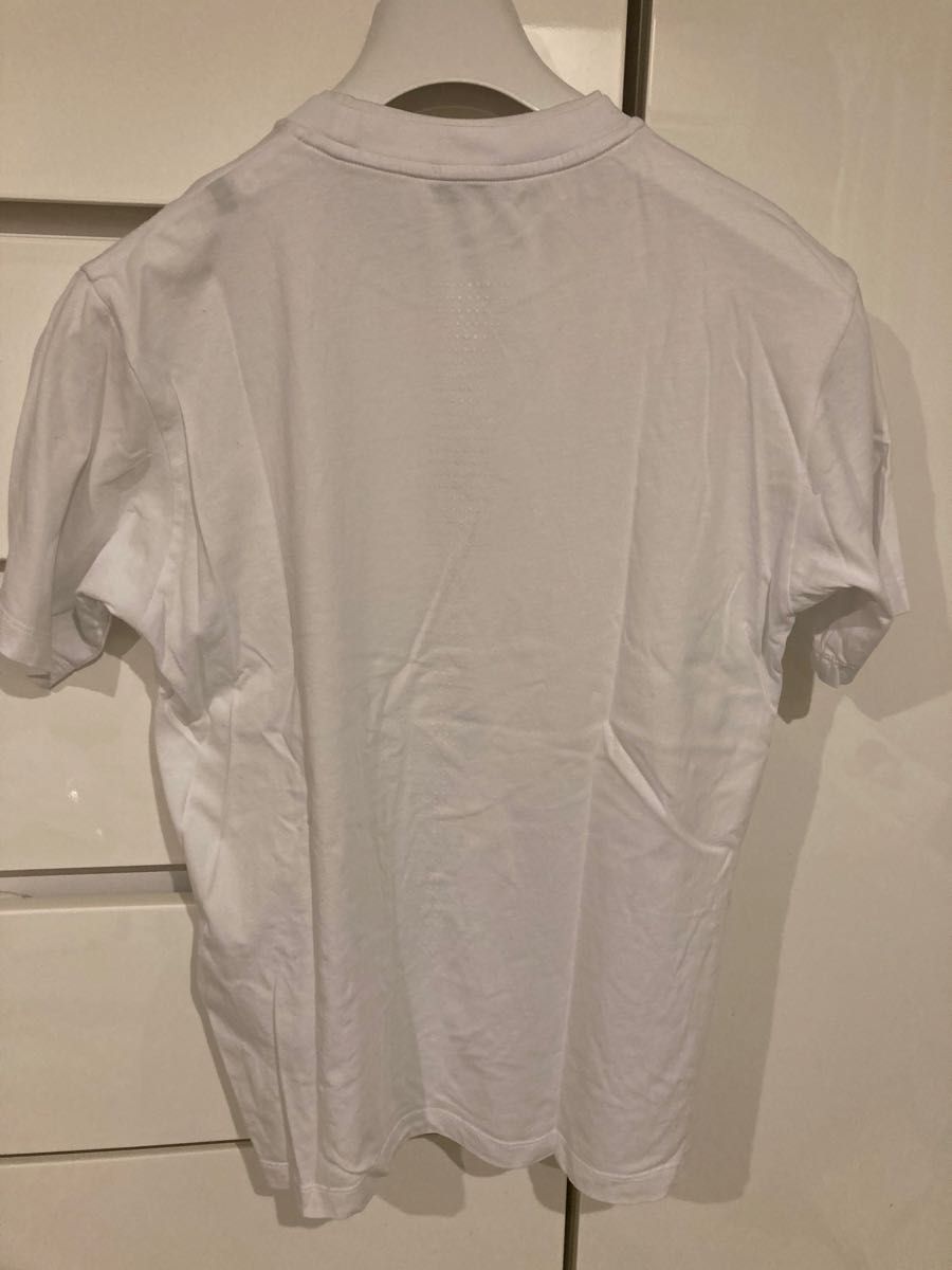 激安美品 サイズM】モンクレール MONCLER 半袖Tシャツ ホワイト 激安美品 サイズM】モンクレール MONCLER 半袖Tシャツ ホワイト