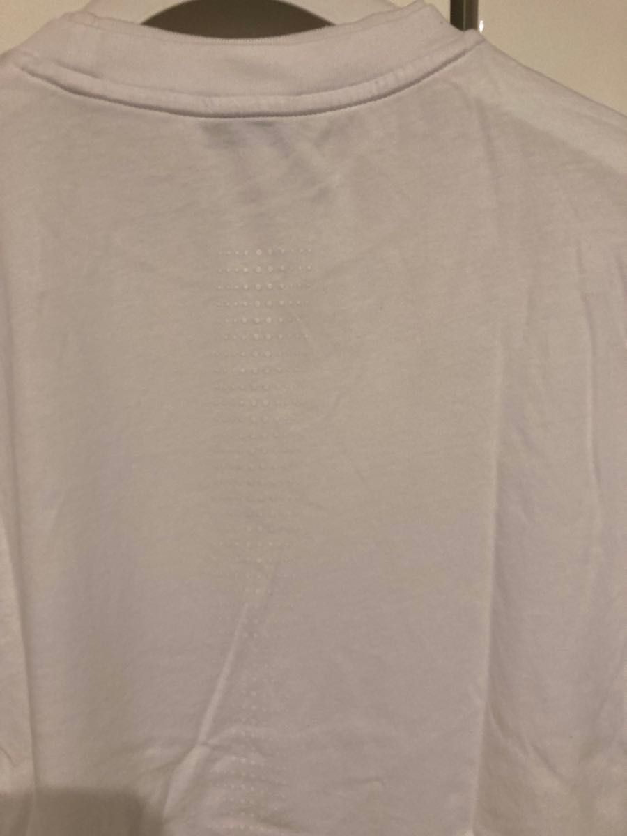 激安美品 サイズM】モンクレール MONCLER 半袖Tシャツ ホワイト 激安美品 サイズM】モンクレール MONCLER 半袖Tシャツ ホワイト