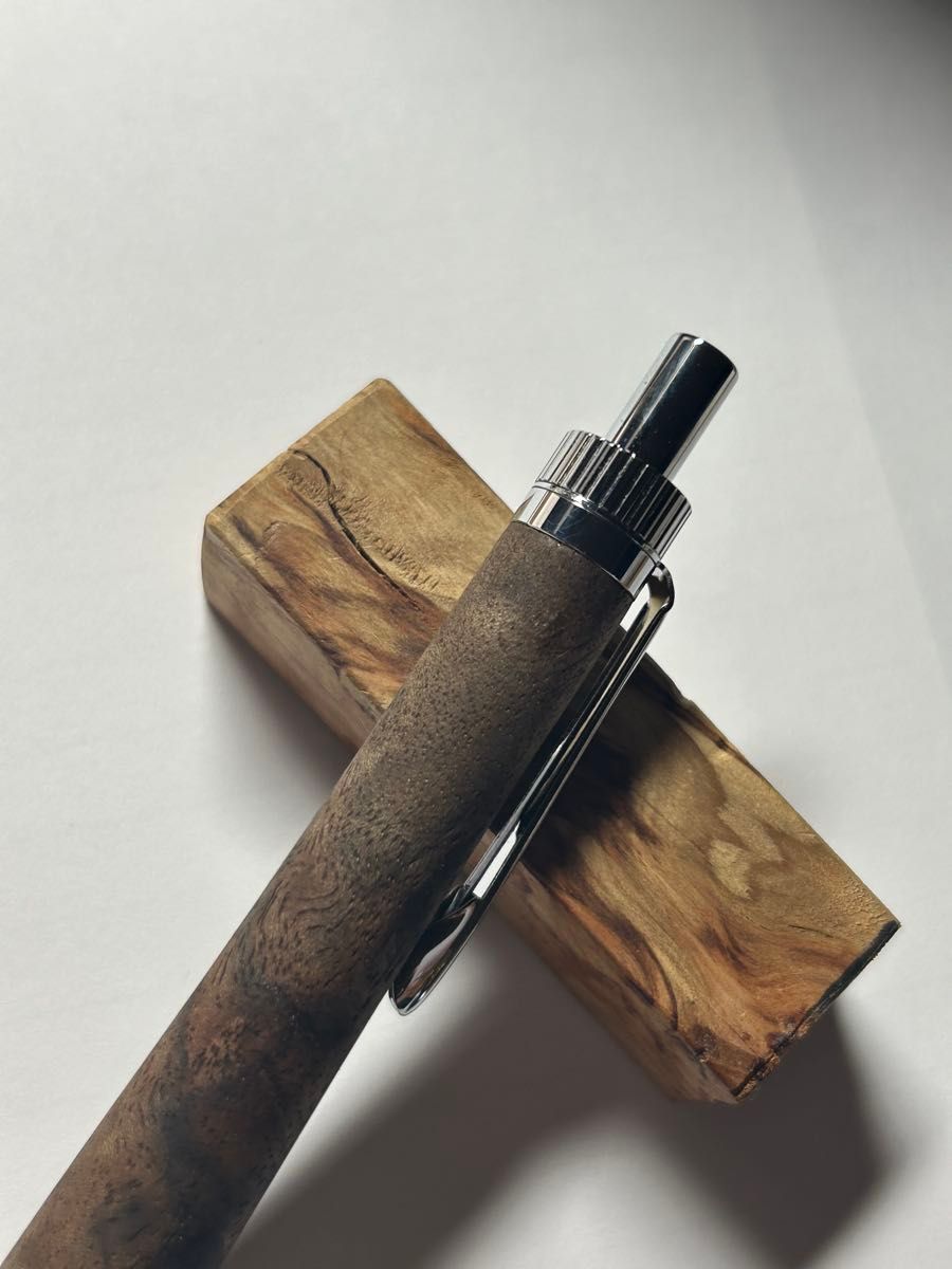 クラロウォールナット瘤　ハンドメイドシャーペン　加藤金属 クラロウォルナット瘤 木軸シャーペン 加藤金属KATO202｜Yahoo