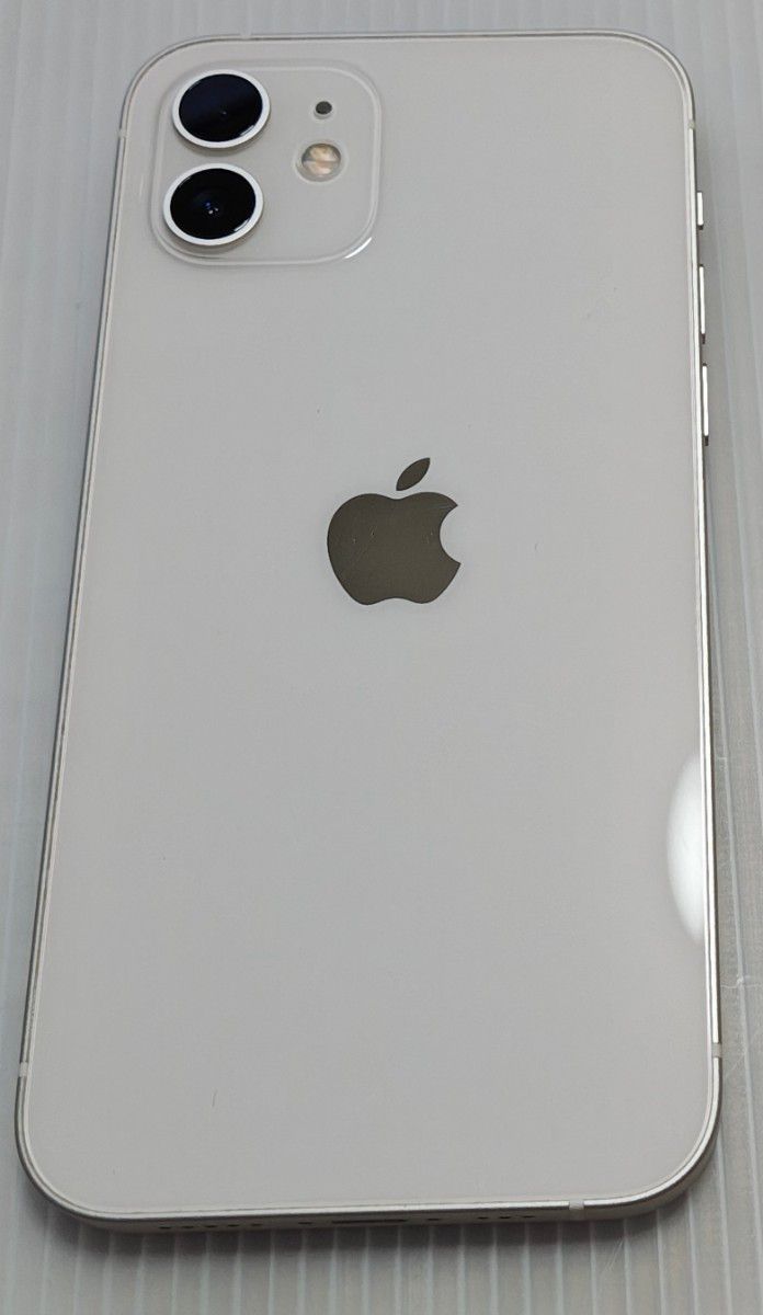 iPhone 12 64GB SIMフリー ホワイト おまけでケースお付けします iPhone 12 64GB SIMフリー ホワイト おまけでケースお付けします
