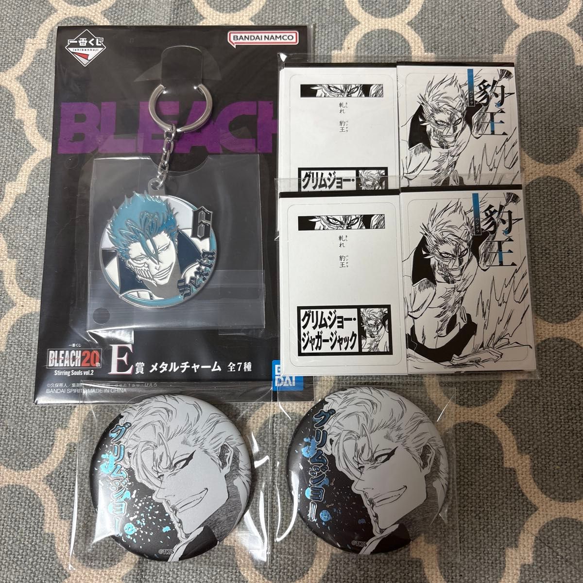 BLEACH グリムジョー 缶バッジ セット|Yahoo!フリマ(旧PayPay BLEACH グリムジョー 缶バッジ セット|Yahoo!フリマ(旧PayPay