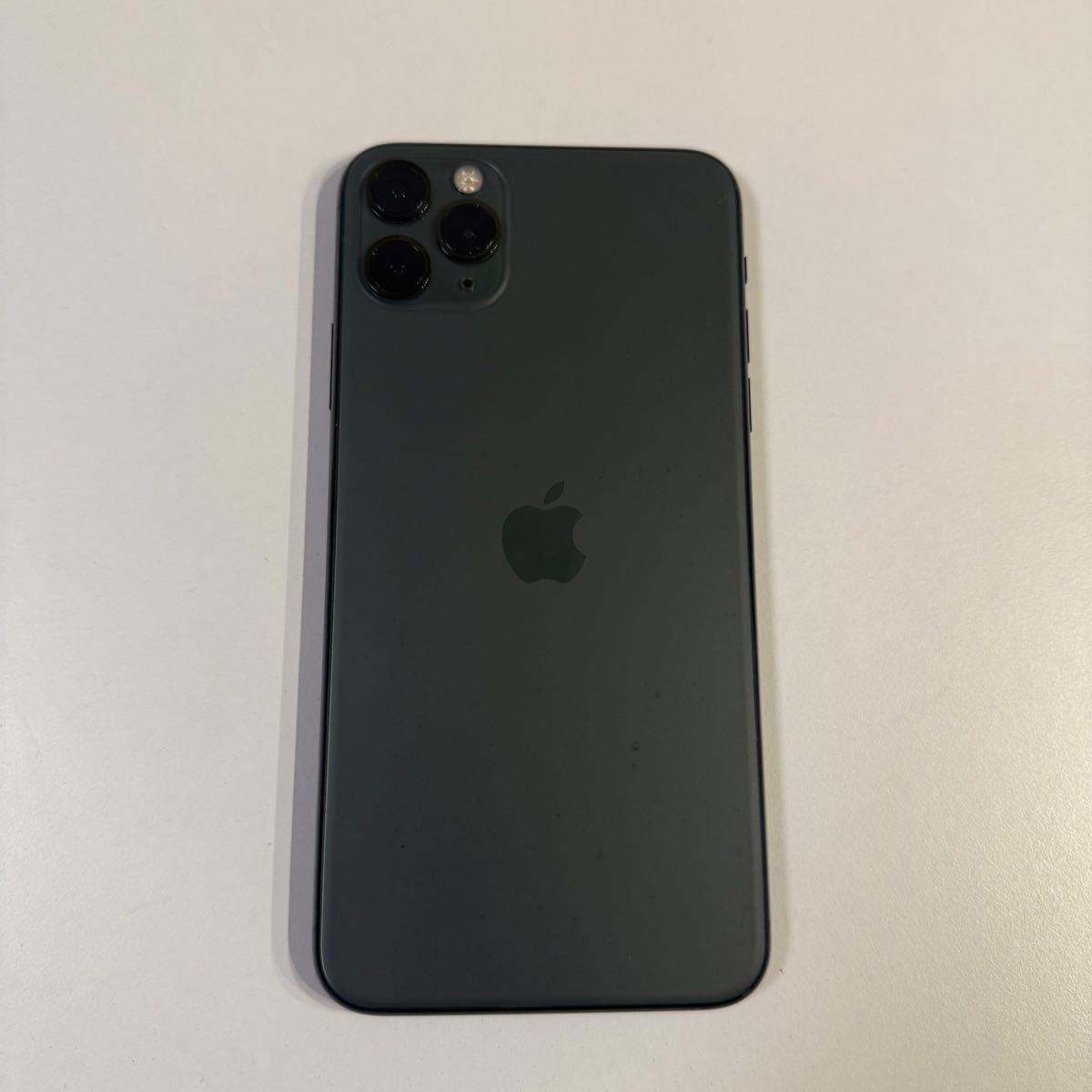 iPhone 11ProMax 256GB ミッドナイトグリーン 中古品 SIMフリー iPhone 11ProMax 256GB ミッドナイトグリーン 中古品 SIMフリー