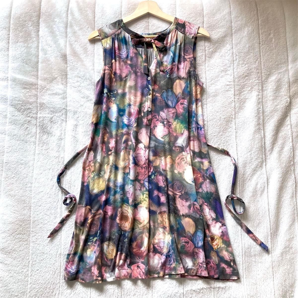 Paul Smith ポールスミス ぼかし花柄ワンピース レーヨン Paul Smith ポールスミス ぼかし花柄ワンピース レーヨン