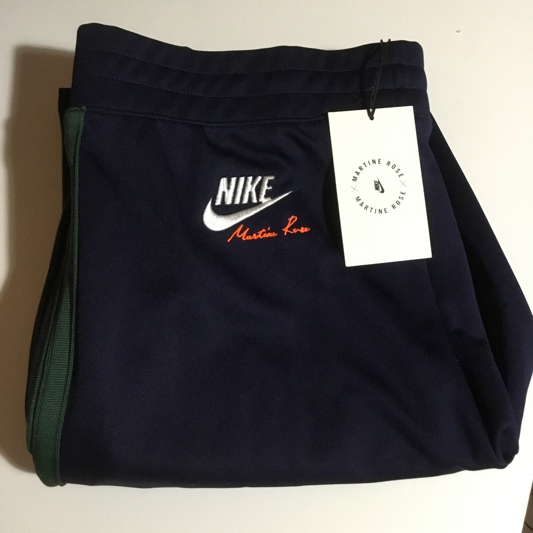 AQ4457ー418 L NIKE ナイキ マーティンローズ トラックパンツ ジャージ 赤 新品 未使用 正規品の画像2