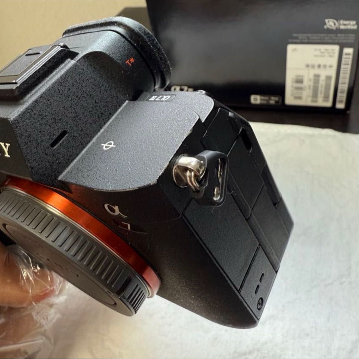 SONY α7 IV ボディ 中古 やや傷あり 動作良好 元箱・付属品あり SONY α7 IV ボディ 中古 やや傷あり 動作良好 元箱・付属品あり