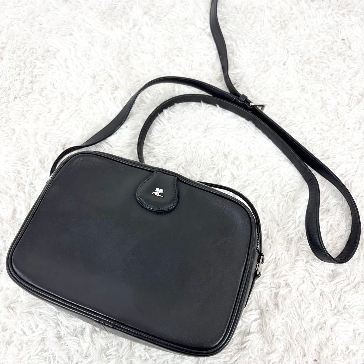 courreges クレージュ ショルダーバッグ カメラバッグ 斜め掛け courreges クレージュ ショルダーバッグ カメラバッグ 斜め掛け