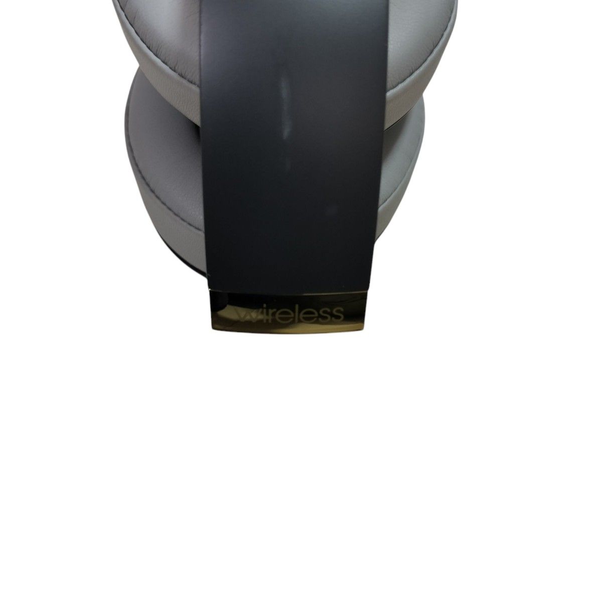 美品 Beats Studio3 WIRELESS ヘッドホン シャドーグレー ビーツ 美品 Beats Studio3 WIRELESS ヘッドホン シャドーグレー ビーツ