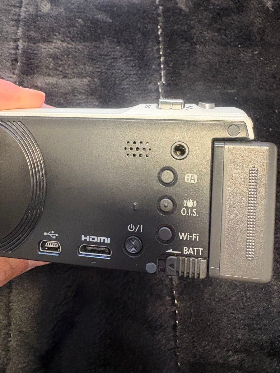 Panasonic/パナソニック/HC-V520M/三脚付き/ビデオカメラ|Yahoo Panasonic/パナソニック/HC-V520M/三脚付き/ビデオカメラ|Yahoo