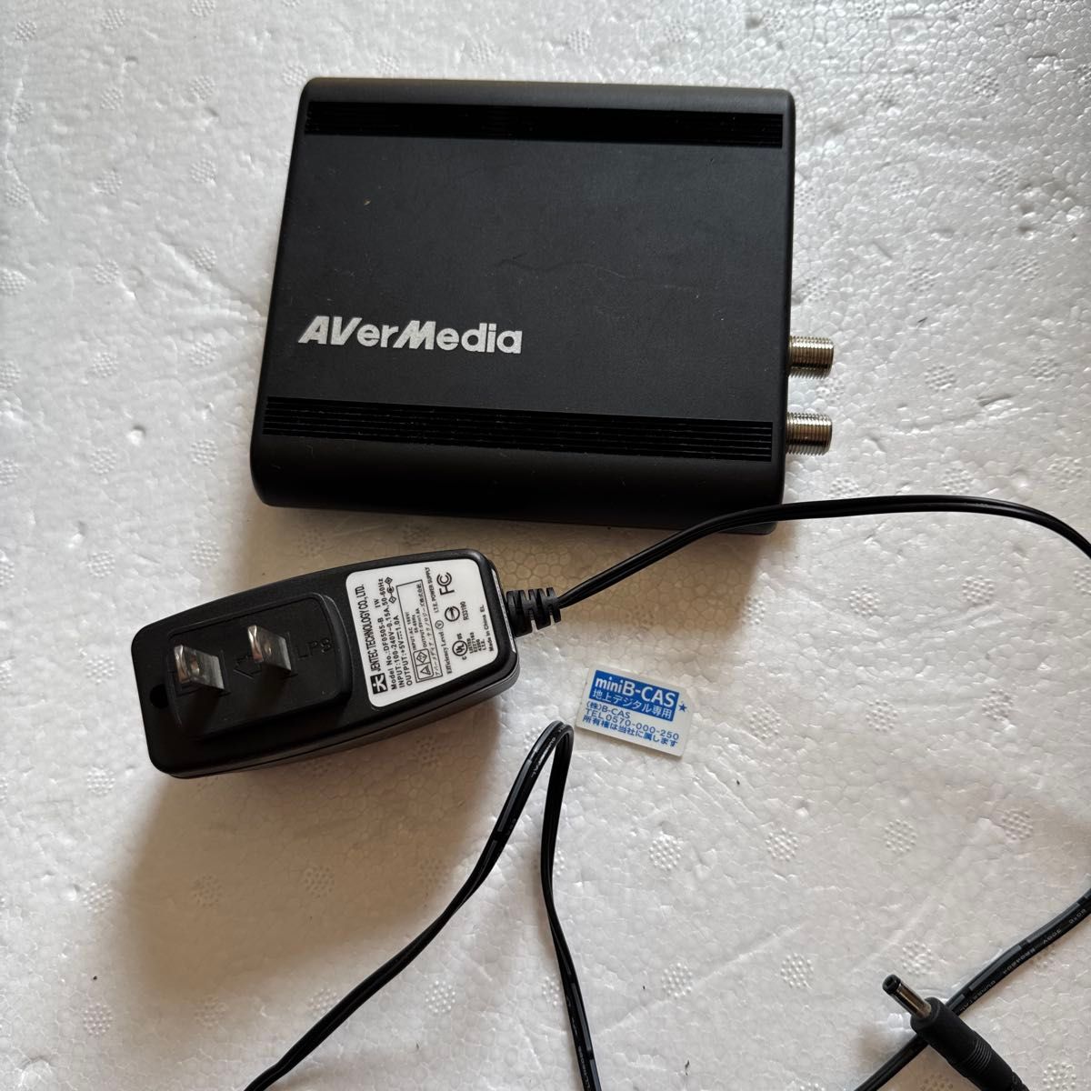 ジャンク品 /詳細は不明です）AVerMedia AVT-A285/miniB-CAS地上