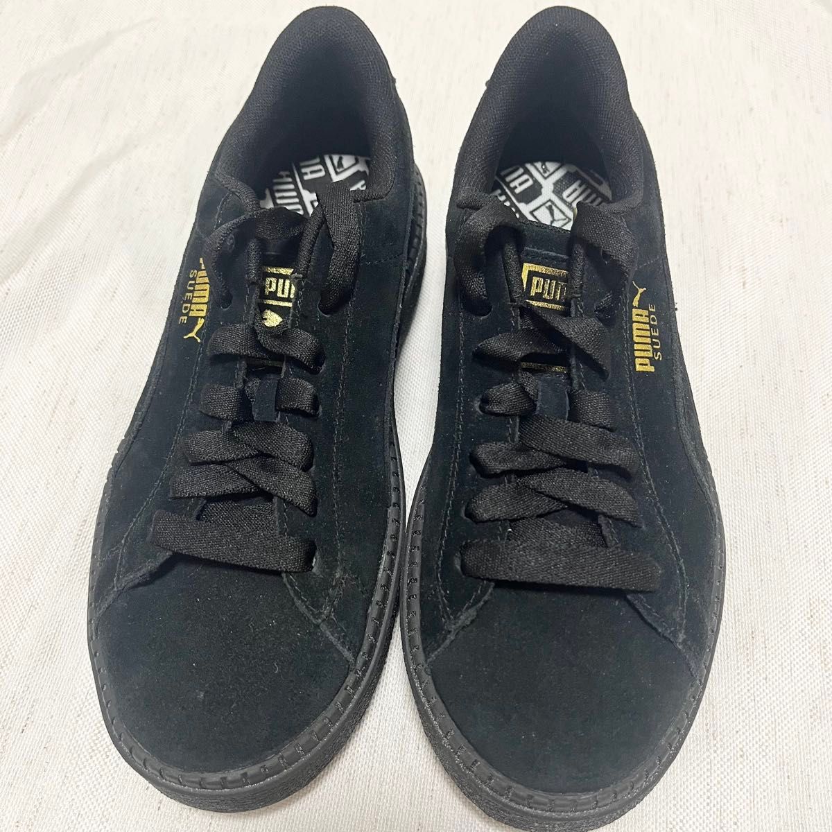 美品】PUMA プーマ スエード 23cm ブラック 厚底スニーカー 美品】PUMA プーマ スエード 23cm ブラック 厚底スニーカー