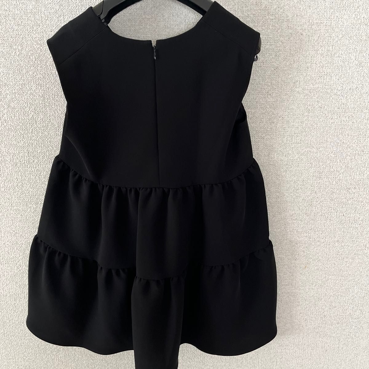 ヨーコチャン Vネックティアードブラウスsize38|Yahoo!フリマ ヨーコチャン Vネックティアードブラウスsize38|Yahoo!フリマ