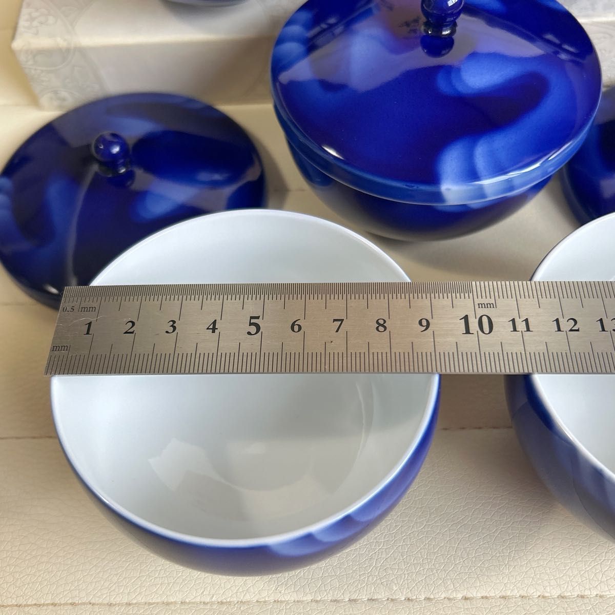 有田焼 深川製磁 瑠璃流水文 蓋付き湯呑み揃 5客 茶器セット 仙 有田焼 深川製磁 瑠璃流水文 蓋付き湯呑み揃 5客 茶器セット 仙