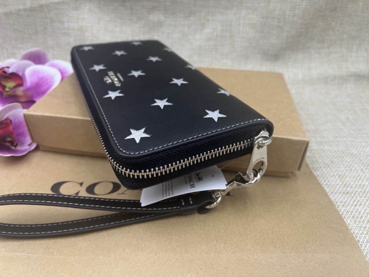 COACH 財布 コーチ長財布 黒 スター 星 ロング ジップ COACH 財布 コーチ長財布 黒 スター 星 ロング ジップ