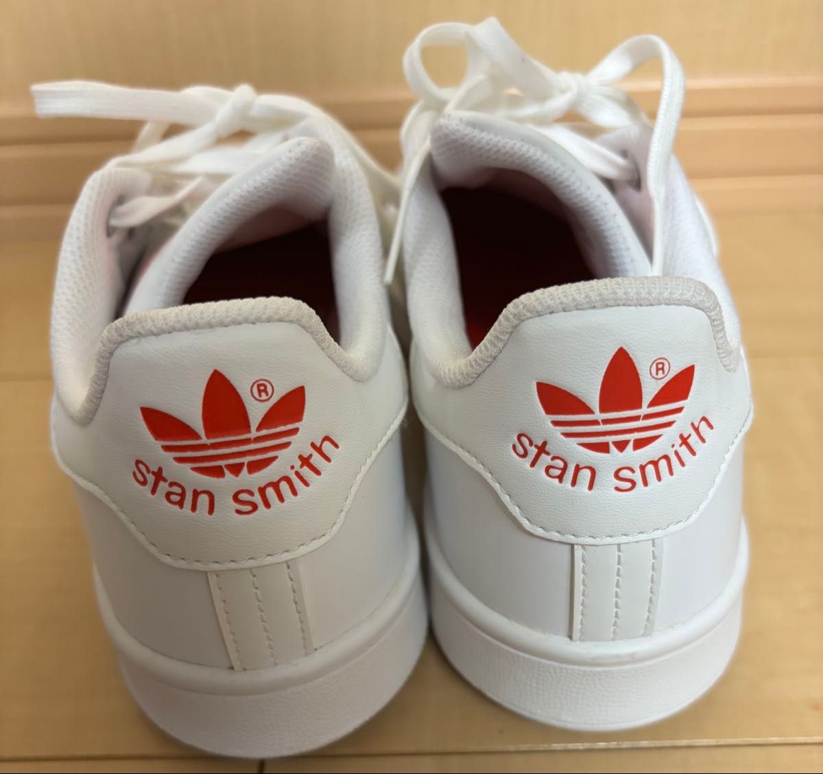新品未使用】adidas Stan Smith ホワイトハートロゴ 23センチ 新品未使用】adidas Stan Smith ホワイトハートロゴ 23センチ