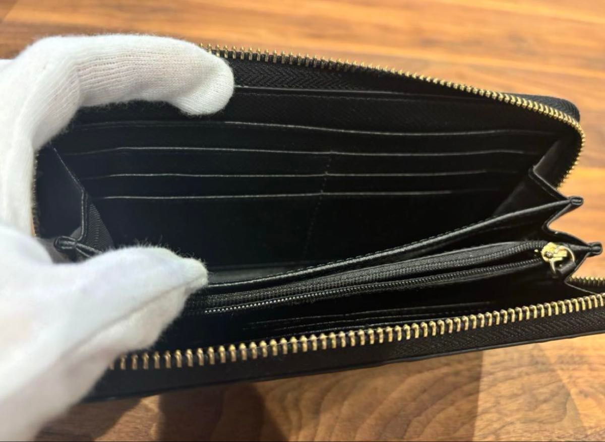 超美品】COACHコーチ 長財布 ラウンドファスナー シグネチャー 超美品】COACHコーチ 長財布 ラウンドファスナー シグネチャー