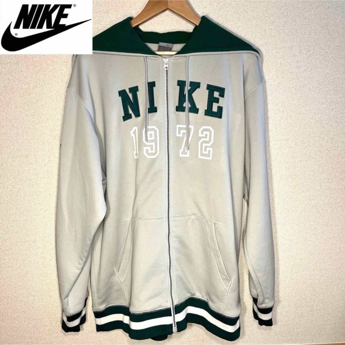 美品】NIKE ナイキ デッドストック Y2k ジップパーカー XL 美品】NIKE ナイキ デッドストック Y2k ジップパーカー XL