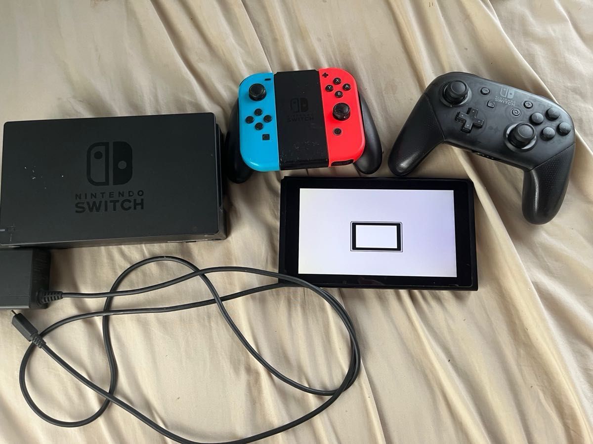 Nintendo Switch ニンテンドースイッチ 初期化済 本体 HAC-001 Nintendo Switch ニンテンドースイッチ 初期化済 本体 HAC-001