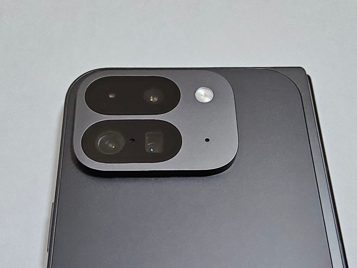 ほぼ新品】Google Pixel 9 Pro Fold / Obsidian / 256GB / 日本 ほぼ新品】Google Pixel 9 Pro Fold / Obsidian / 256GB / 日本
