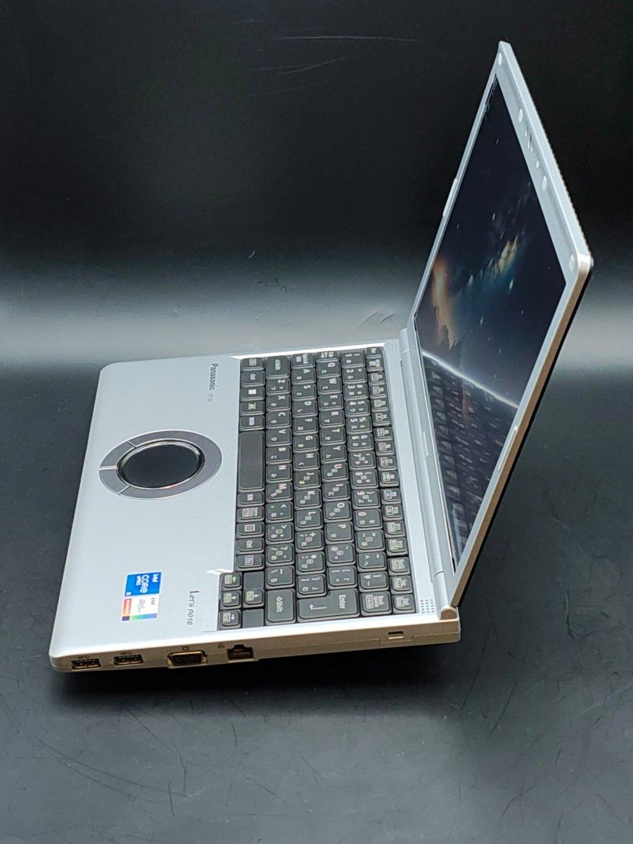 美品 小型12 1インチ 軽量920g】Let's note CF-SV1 i5-1145G7 美品 小型12 1インチ 軽量920g】Let's note CF-SV1 i5-1145G7