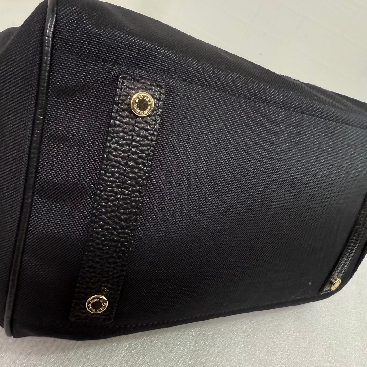 美品 ADMJ ショルダーバッグ 黒 ナイロン レザー クラウン刺繍 美品 ADMJ ショルダーバッグ 黒 ナイロン レザー クラウン刺繍