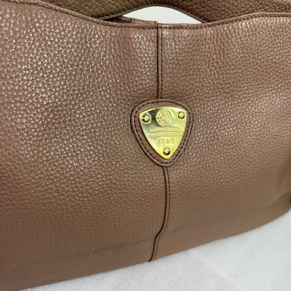 高級感 ショルダーバッグ アタオ 美品 エルビィ 2way ピンクベージュ バッグ