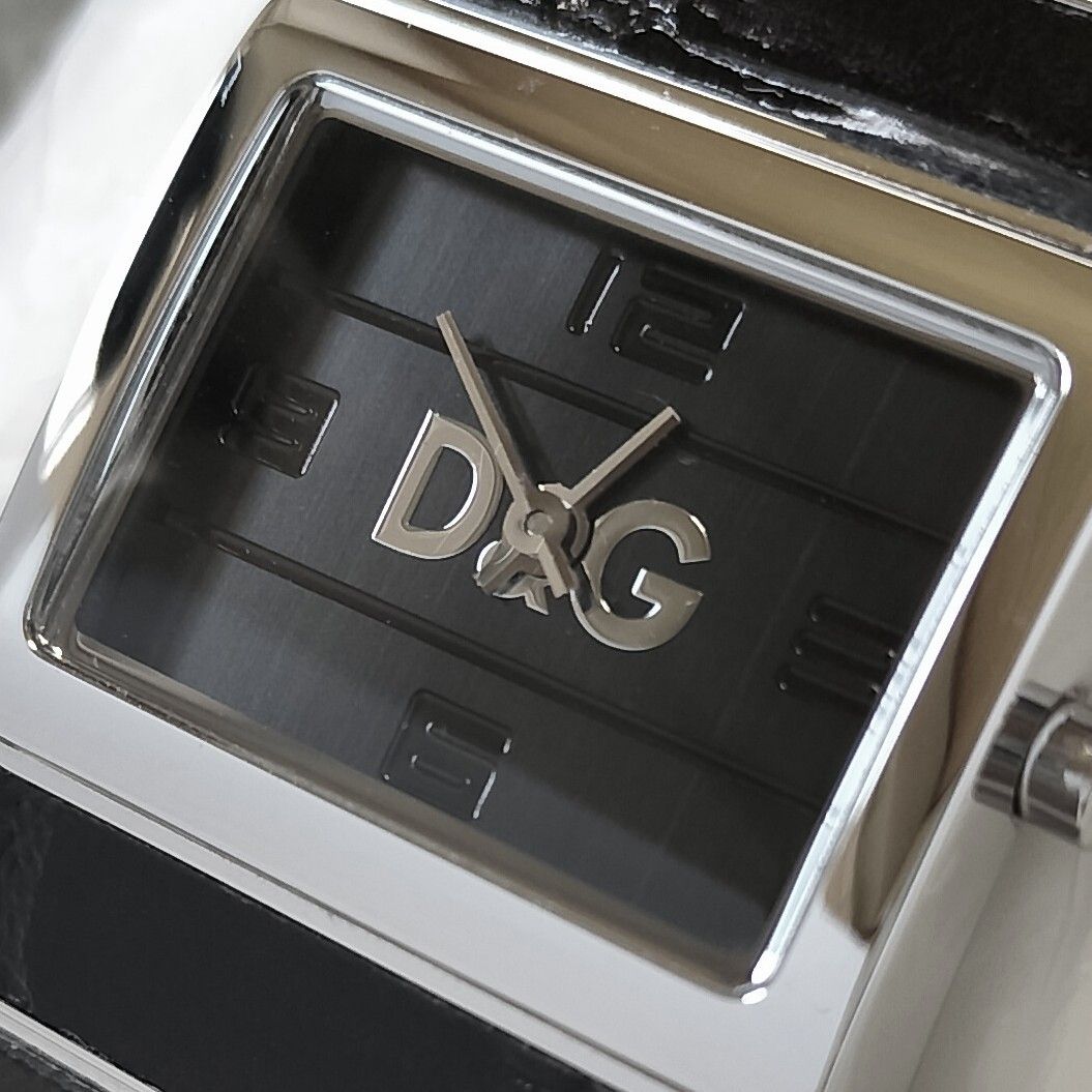 レア【未使用 稼働品】D&G ドルチェ&ガッバーナ スクエア型 SS& レア【未使用 稼働品】D&G ドルチェ&ガッバーナ スクエア型 SS&
