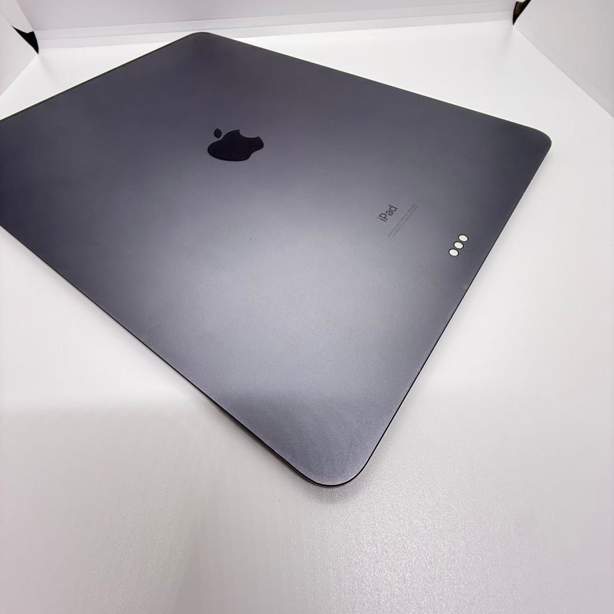 iPad Pro 12 9インチ 第3世代 256GB Wi-Fiモデル スペースグレイ iPad Pro 12 9インチ 第3世代 256GB Wi-Fiモデル スペースグレイ