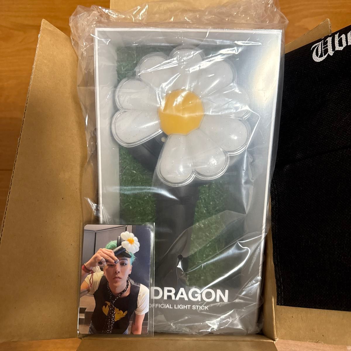 G-DRAGON 公式ペンライト 新品未開封 特典トレカ付き|Yahoo G-DRAGON 公式ペンライト 新品未開封 特典トレカ付き|Yahoo