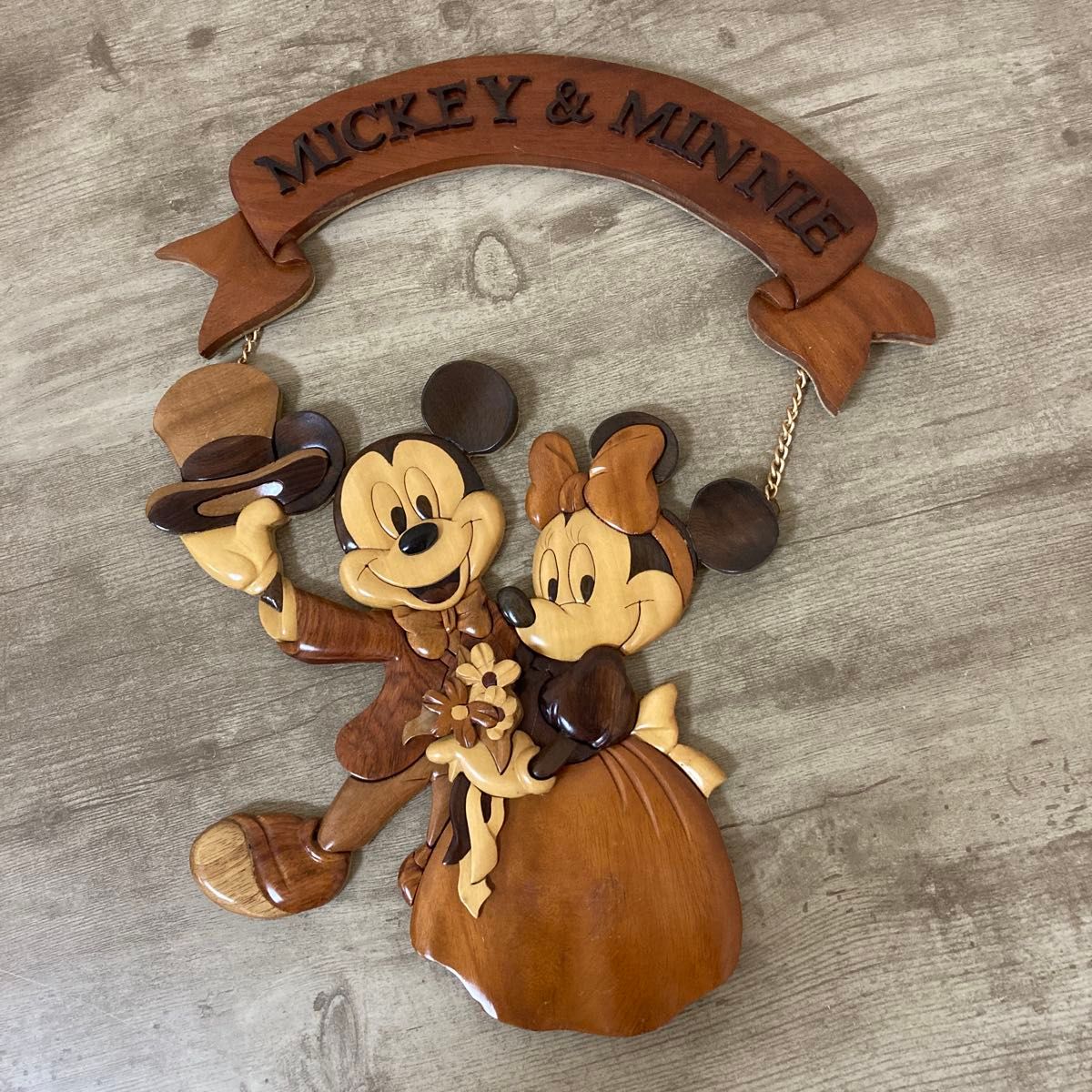 ディズニー ミッキー&ミニー 天然木の壁掛けレリーフ ディズニー ミッキー&ミニー 天然木の壁掛けレリーフ