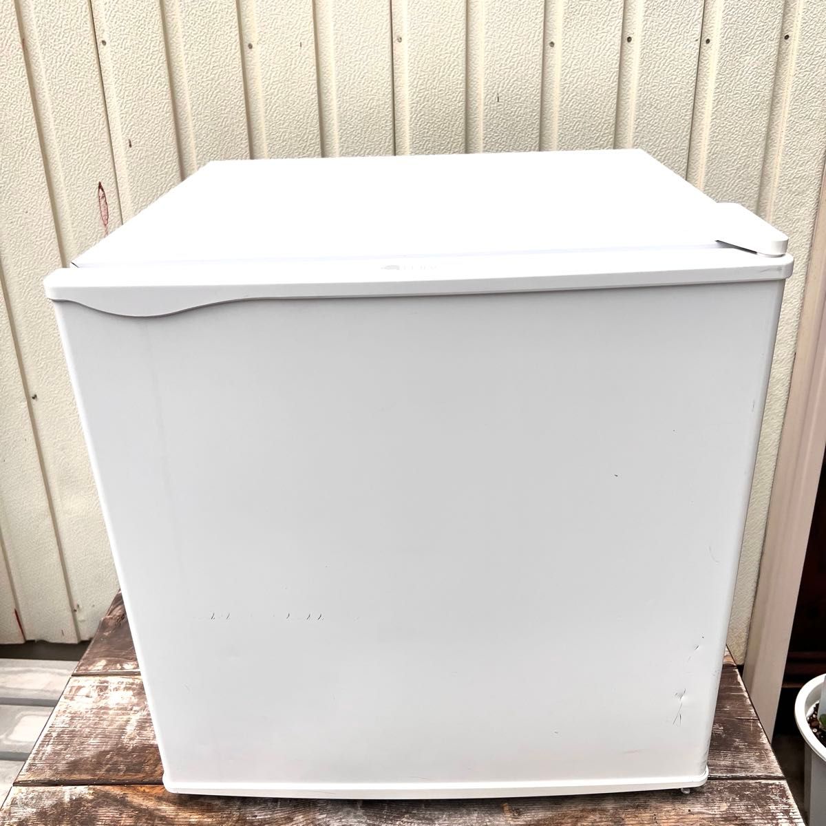U-ING ユーイング 1ドア 冷蔵庫 UR-DR05J 通電確認済み 家電 45L U-ING ユーイング 1ドア 冷蔵庫 UR-DR05J 通電確認済み 家電 45L