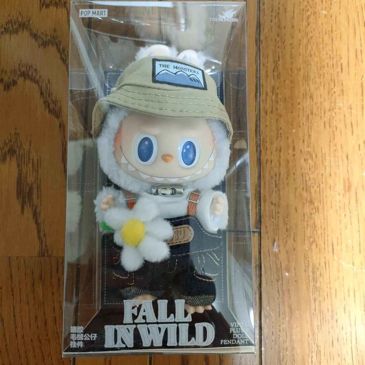 LABUBU THE MONSTERS FALL IN WILD ぬいぐるみ ペンダント LABUBU THE MONSTERS FALL IN WILD ぬいぐるみ ペンダント