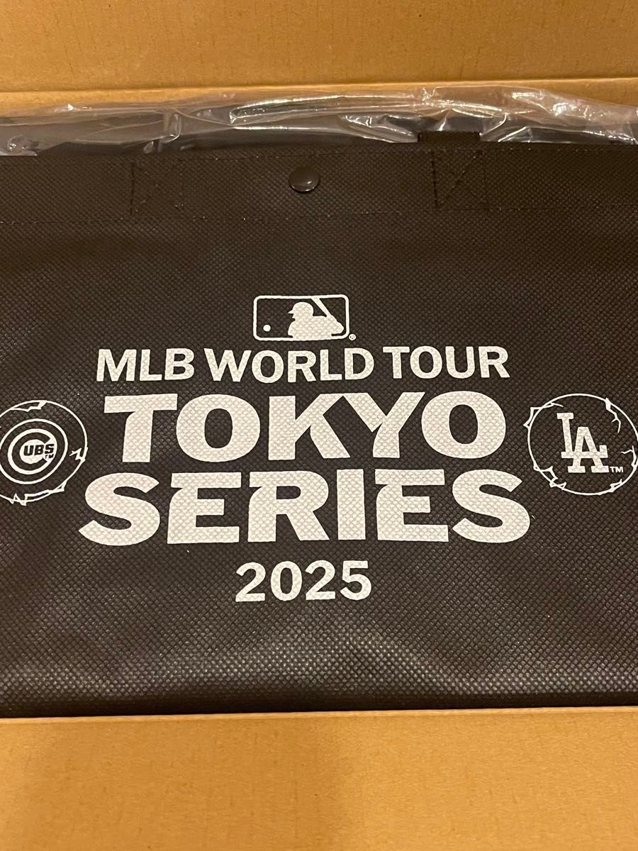限定】TWICE ジャケット ミサモ着用モデル ブラック MLB 東京 限定】TWICE ジャケット ミサモ着用モデル ブラック MLB 東京