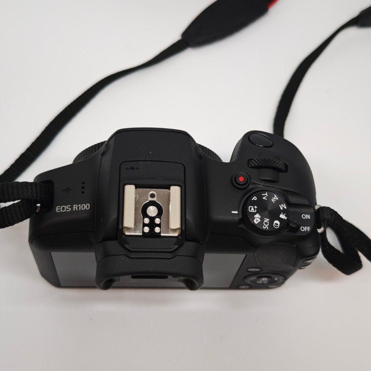 Canon ミラーレス一眼カメラ EOS R100 標準ズームレンズキット Canon ミラーレス一眼カメラ EOS R100 標準ズームレンズキット