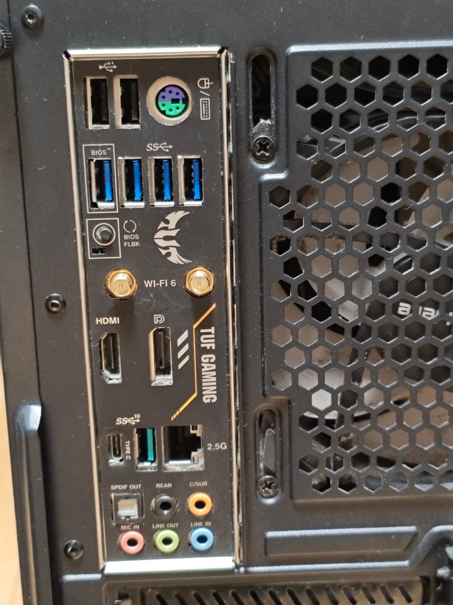 ジャンク品】自作PC (Ryzen7 3700X Ram32GB Rom256GB Win11 Pro ジャンク品】自作PC (Ryzen7 3700X Ram32GB Rom256GB Win11 Pro