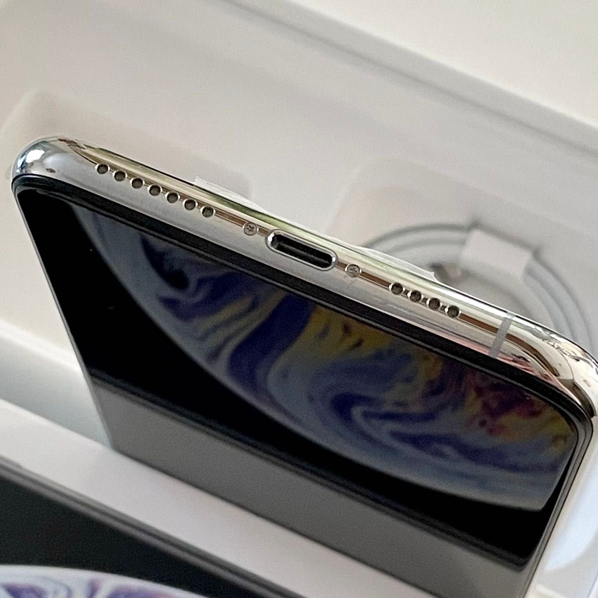 美品 iPhone XS Max 512GB シルバー 純正品 SIMフリー Apple 美品 iPhone XS Max 512GB シルバー 純正品 SIMフリー Apple