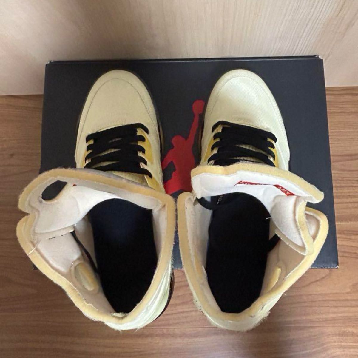 Off-White × Nike Air Jordan 5 Off-White × Nike Air Jordan 5