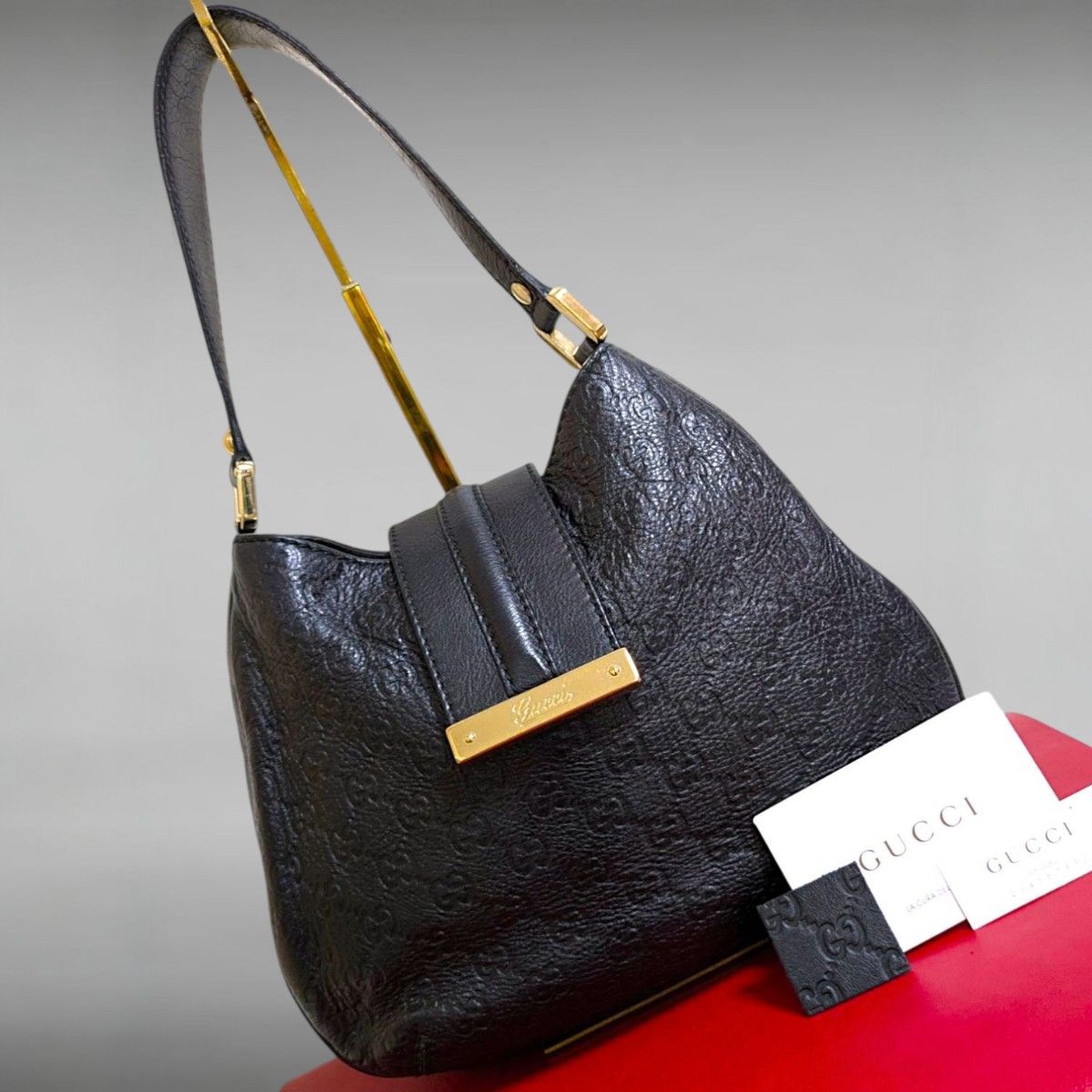 極美品 GUCCI シマ フラップ ブラック ショルダーバッグ ワン 極美品 GUCCI シマ フラップ ブラック ショルダーバッグ ワン