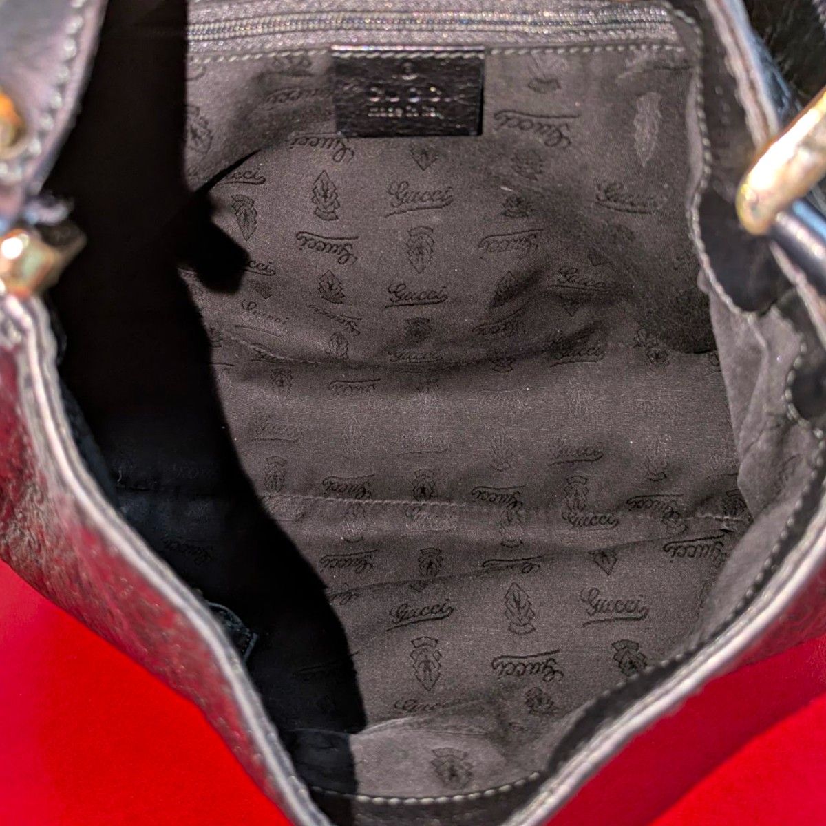 極美品 GUCCI シマ フラップ ブラック ショルダーバッグ ワン 極美品 GUCCI シマ フラップ ブラック ショルダーバッグ ワン