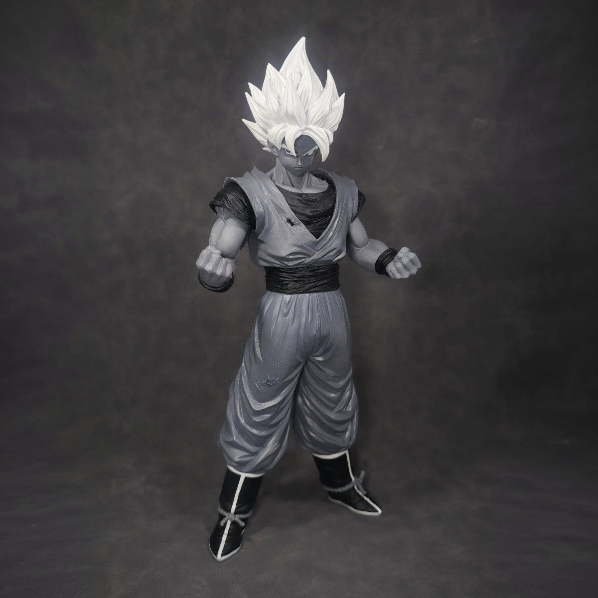 ドラゴンボールZ grandista 孫悟空 超サイヤ人 モノクロトーン ドラゴンボールZ grandista 孫悟空 超サイヤ人 モノクロトーン