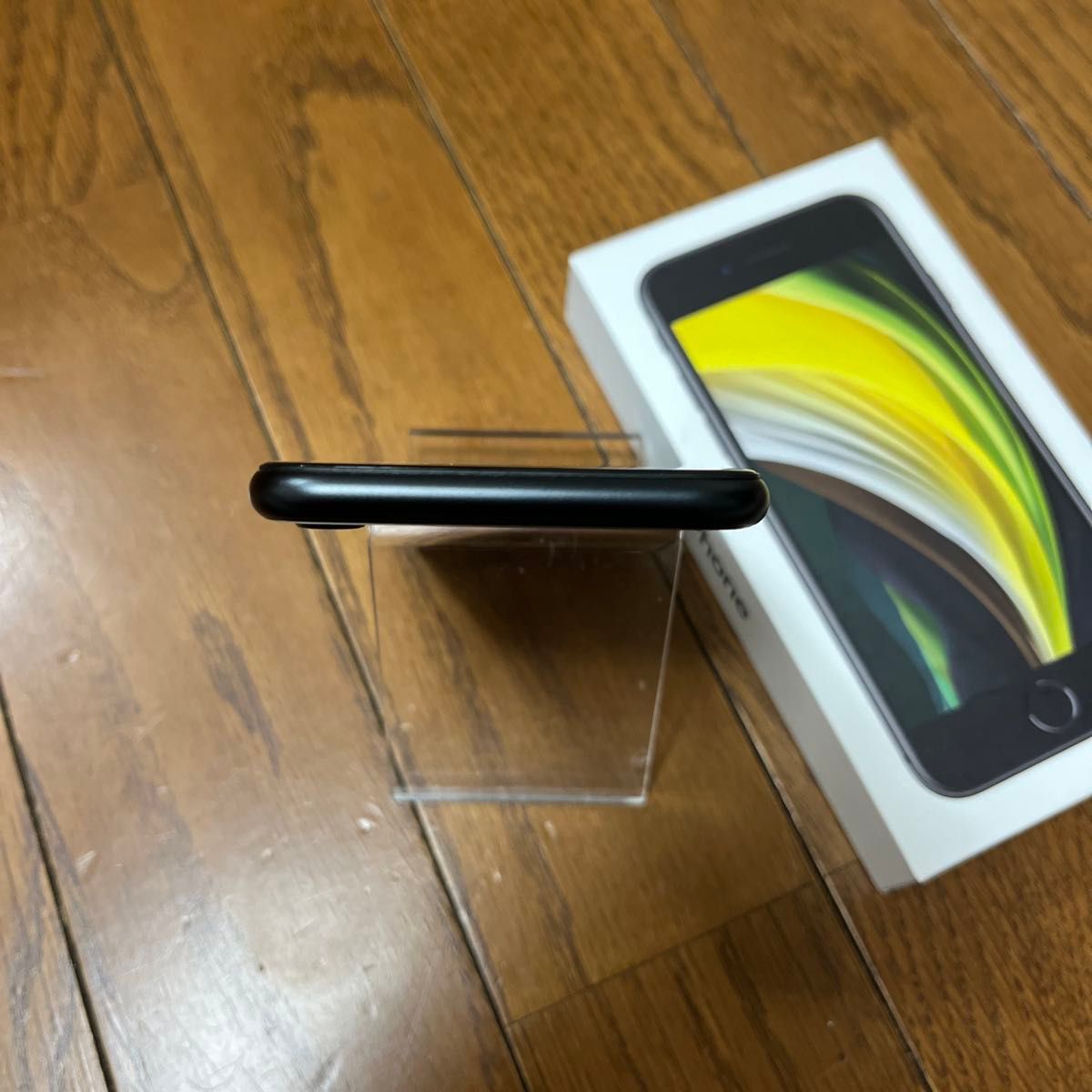 極美品 iPhoneSE2 第2世代 64GB SIMフリー ブラック バッテリー 極美品 iPhoneSE2 第2世代 64GB SIMフリー ブラック バッテリー