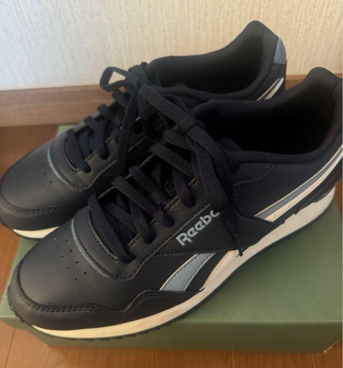 美品 リーボック Reebok スニーカー ネイビー 27 5|Yahoo 美品 リーボック Reebok スニーカー ネイビー 27 5|Yahoo