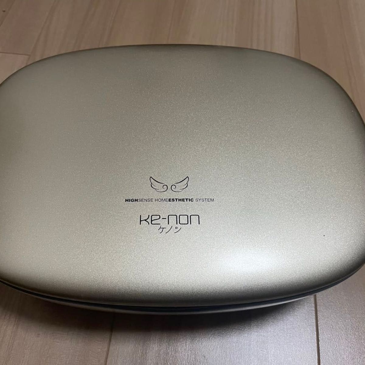 美品 ケノン脱毛器ver7 1 カートリッジ2点 本体 電源コード 美品 ケノン脱毛器ver7 1 カートリッジ2点 本体 電源コード